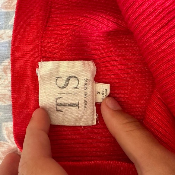 Red tube top - Picture 4 of 4